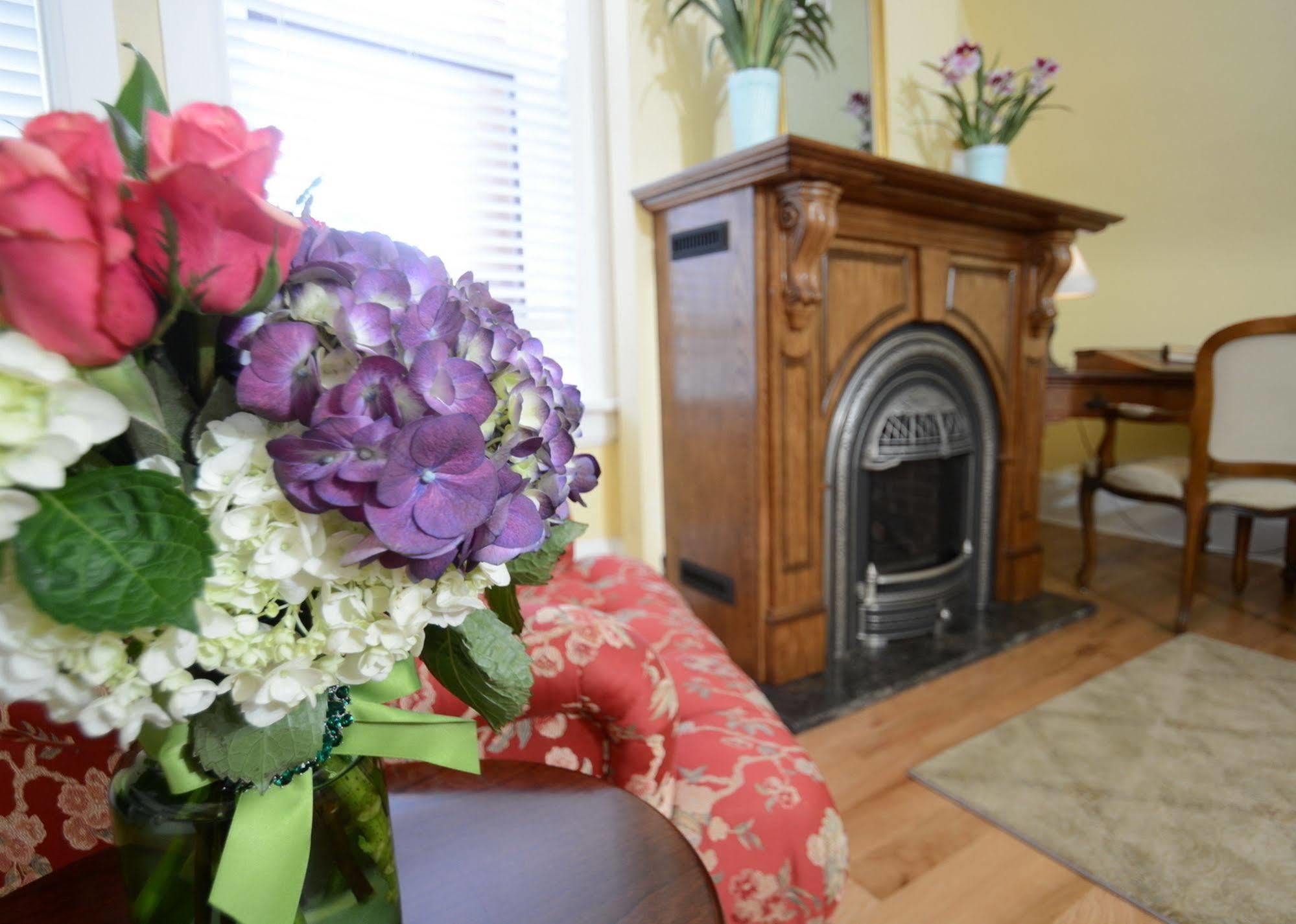 Capitol Hill Mansion B&B Inn Denver Bagian luar foto